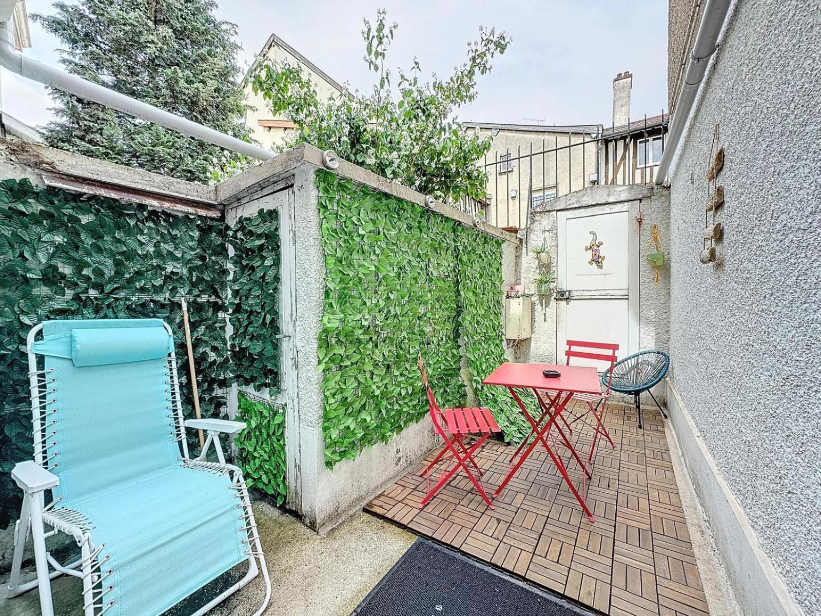 A1 Champagne Residence - 200 M2 14 Personnes 2 Toilets 4 Showers - Hyper Centre - Chalons En Champagne Екстериор снимка